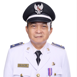 MUSLIM, SE - Kepala Desa Mendalo Indah